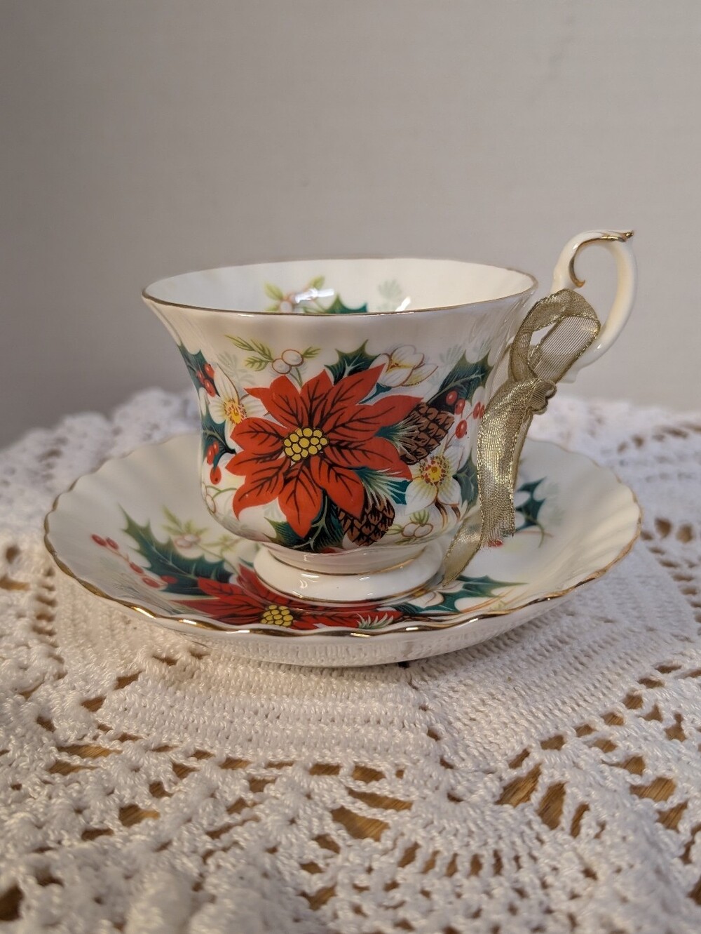 Royal Albert Poinsettia Bone China Tea Cup & Saucer Set